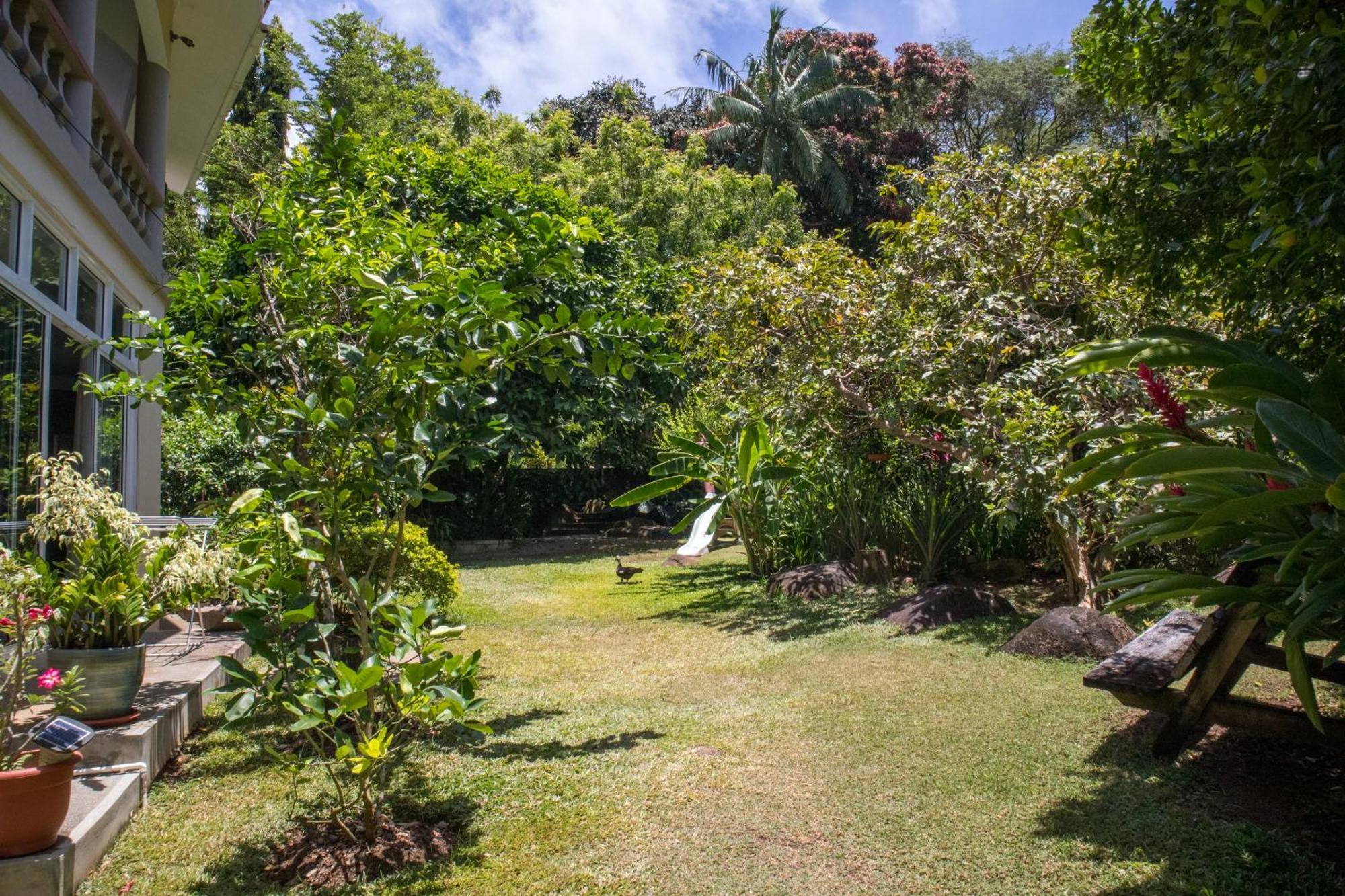 Domaine Desaubin Luxury Villas Takamaka Bagian luar foto