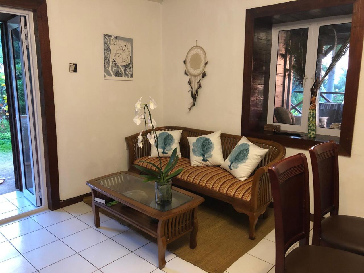 Domaine Desaubin Luxury Villas Takamaka Bagian luar foto