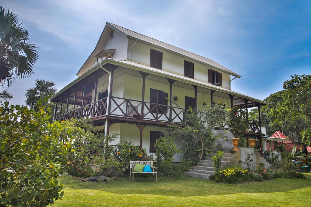 Domaine Desaubin Luxury Villas Takamaka Bagian luar foto