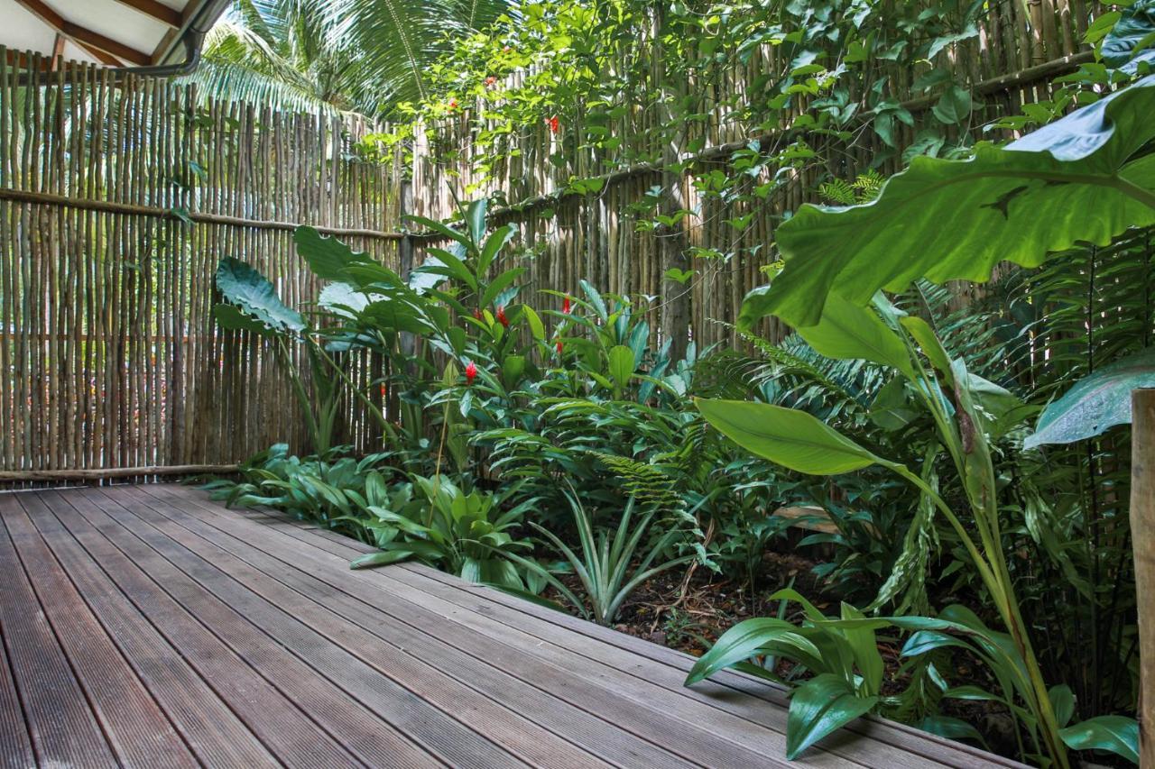 Domaine Desaubin Luxury Villas Takamaka Bagian luar foto