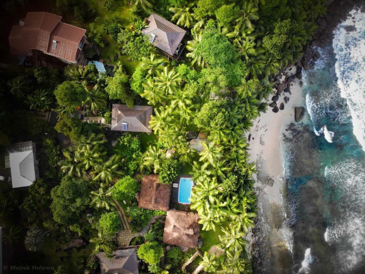 Domaine Desaubin Luxury Villas Takamaka Bagian luar foto